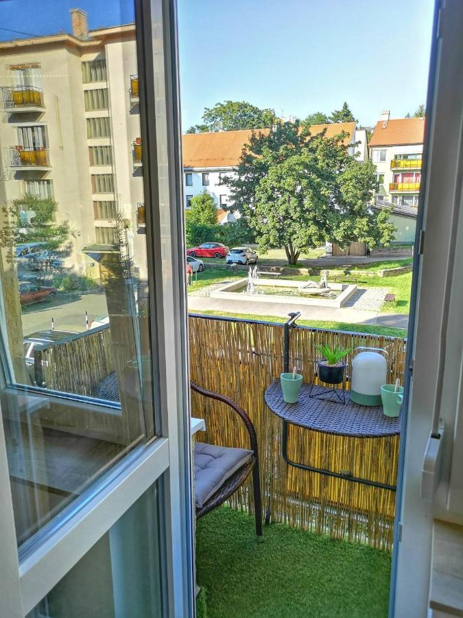 Central Home Apartment In The City Center Eger Exteriér fotografie